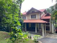 The Blue Heron Villa - Bed and Breakfast
