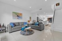 2BR Townhouse CBD Chinatown Free WiFi FreeParking - B&B