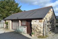 Cozy, open plan barn with log burner - B&B