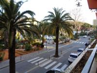 2 pièces climatisé avec terrasse et parking - Centre ville Le Lavandou - FR-1-308-66 - Bed and Breakfast