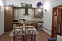 Apartamentos Turisticos Sanahuja - B&B Valbona