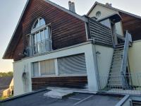 Dachwohnung in Flughafennähe - B&B