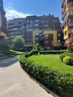 Johannesburg 2BDR Spacious Family apt w Parking and Playground - B&B Sofia