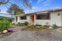 Central Comforts - Mount Eden Holiday Home - B&B