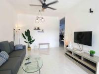 Diamond Bay Homestay - B&B Teluk Intan