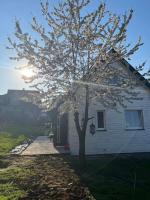 Mały biały domek Wadowice SPA jacuzzi sauna Gorzen blisko Wadowic - B&B Gorzeń Dolny