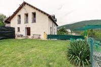 Casa Luis - APARTAMENTO con JARDÍN PRIVADO en los PIRINEOS - Bed and Breakfast