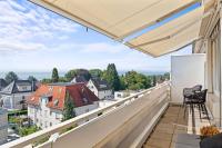 B&B Friedrichshafen - Louises City Penthouse mit Panorama-Dachterasse - Bed and Breakfast Friedrichshafen