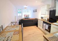 B&B Cullybackey - Newly refurbished flat, 1 min from Galgorm resort - Bed and Breakfast Cullybackey