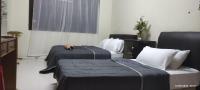 HOMESTAY ALORSETAR TOWNCENTRE by ASTARILA GUESTHOUSE-AmanCentral -iSLAM SAHAJA - 2storey Banglo, Private Pool, BBQ area & sports - max 30pax - Chambres d'hôtes Alor Setar
