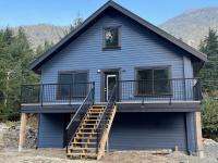 Stunning 5-bed Retreat in Sunshine Valley - B&B Sunshine Valley