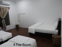 Camera Quadrupla con Bagno Privato 
