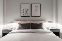 Cozy 2 bedroom apartment with patio - Chambres d'hôtes Madrid