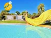 Villa Dafni with private pool by DadoVillas - B&B