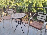 Pensiunea Theo Enelid - B&B
