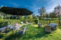 Pietro Farmhouse Apartment in Wine Resort in Lucca - B&B