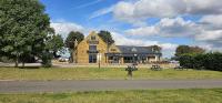 Modern Peaceful Open Plan 1-Bed Apartment Rutland - Bed and Breakfast