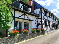 Ferienwohnung 'Unter der Burg' - B&B Brodenbach