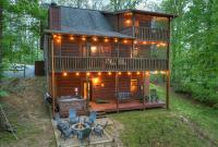 ENJOYABLE Cabin with Game Room & Hot tub & Firepit - Ferienwohnung