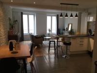 B&B Orléans - One bedroom flat 2 steps from historical centre and Loire - Bed and Breakfast Orléans