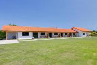 Apartamentos Aronces - Bed and Breakfast