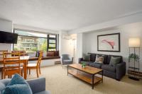 1BR in Carleton Lodge, Unbeatable Mountain Base Location, Ski In, Ski Out, Free Parking - Ferienwohnung Whistler