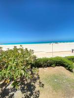 اول صف على البحر مارينا الساحل الشمالي0 هـ - B&B El Alamein