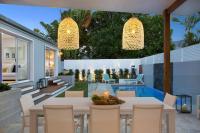 B&B Costa Dorada - Contemporary Coastal Luxury with an Outdoor Pool - Bed and Breakfast Costa Dorada