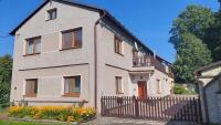 Apartmán Budín - v klidu přírody, s parkováním - B&B Nové Město nad Metují