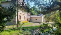 Apartmán Budín - v klidu přírody, s parkováním - B&B Nové Město nad Metují