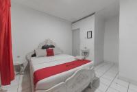 B&B Kabupaten de Cianjur - RedDoorz near Terminal Pasir Hayam Cianjur - Bed and Breakfast Kabupaten de Cianjur