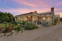 Benny's Beach House - B&B