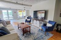 The Great Escape - Lakefront Rental with Views - B&B Inman