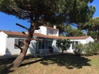 Grande maison familiale à Chaucre - 500 m de la plage surveillée - Chambres d'hôtes Chaucre
