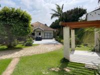 Casa de campo, com quadra de Beach Tennis, Volei e Fut Volei próxima a SP!! - B&B Santana de Parnaíba