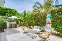 Avalon Beach 2 - B&B