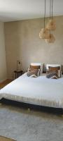 B&B Hoei - Au pied du mur - Bed and Breakfast Hoei