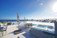 Rooftop sea view with Jacuzzi and A/C - B&B Puerto del Carmen