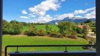 B&B Annecy - Magnifique Vue Montage Studio Parking gratuit - Bed and Breakfast Annecy