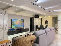 Brand New Premium House & Karaoke @BM Near Iconcity - Chambres d'hôtes Bukit Mertajam