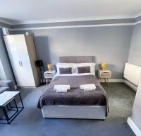 Evo S-Gravesend 1 Bedroom Apartment 2 Min Walk to Station - longer stays available - B&B