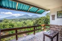 Camera Matrimoniale con Vista Montagna