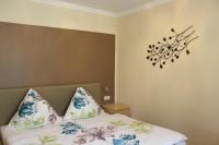 Gasthof Pension Jägerwirt - B&B Velden am Wörther See