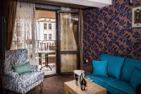 8 1/2 Art Guest House - B&B Plovdiv