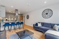 Private Apartments & En-suite Double Rooms - 5 Minute Walk to Hendon Central Station - Reach Central London in just 21 Minutes - B&B Golders Green