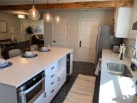 Brentwood de Maria -Cowboy Pool & Dog Friendly - B&B Austin