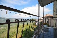 One-Bedroom Apartment with Balcony