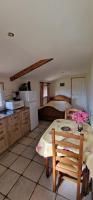 B&B Cosges - AU Bosquet fleuri - Bed and Breakfast Cosges