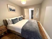 Lossie Self-Catering Apartment - Bed and Breakfast