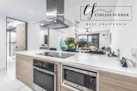 Endless Summer - 2Bed 2Bath Condo - Seasonly Heated Pool with Ocean Views - 5min walk to Beach - Fibre Internet - Sleeps 6 - B&B Cabo San Lucas